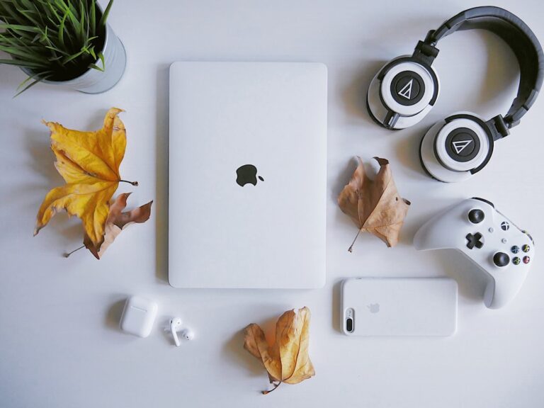 Unboxing and Reviewing GismoHaven’s Hottest Tech Products